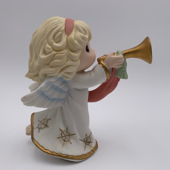 Precious Moments 2013 "Peace On Earth and Goodwill To All" Figurine #131001 VTG - Picture 3 of 13